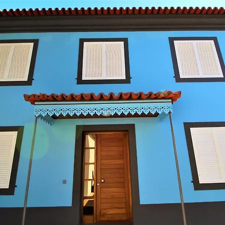 Loreina Palace *