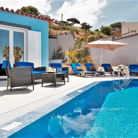 Loreina Palace Villa
